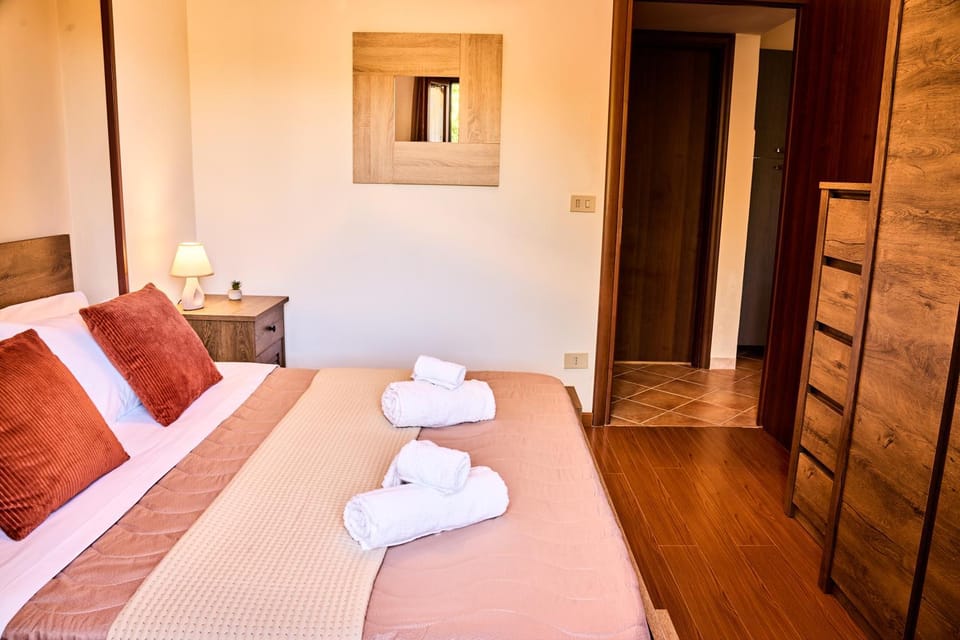 Bed, Photo of the whole room, Bedroom, towels, wardrobe