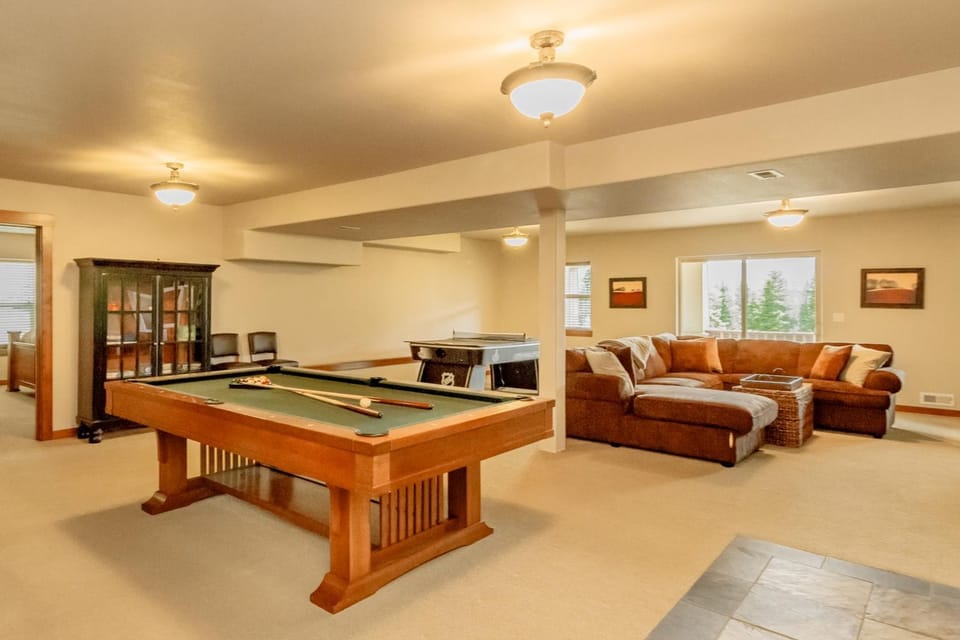 Crest View Lodge House in Cle Elum Lake