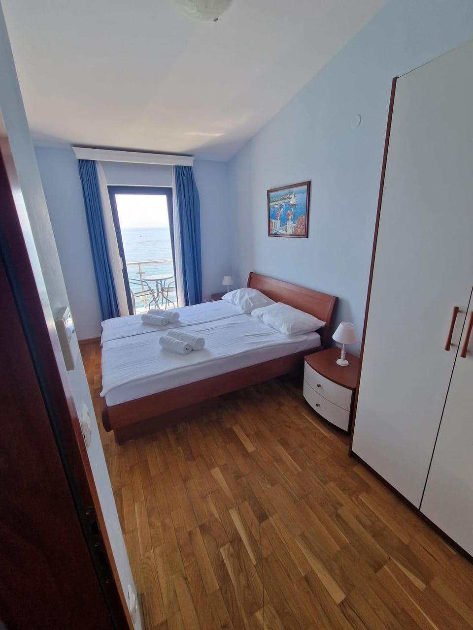 The View Beachfront Apartment in Sveti Stefan