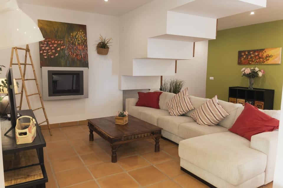 Communal lounge/ TV room, Living room