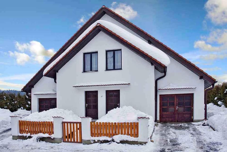 Property building, Winter