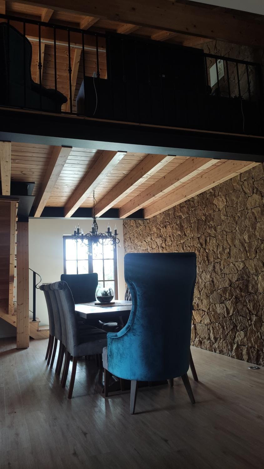 Living room, Dining area