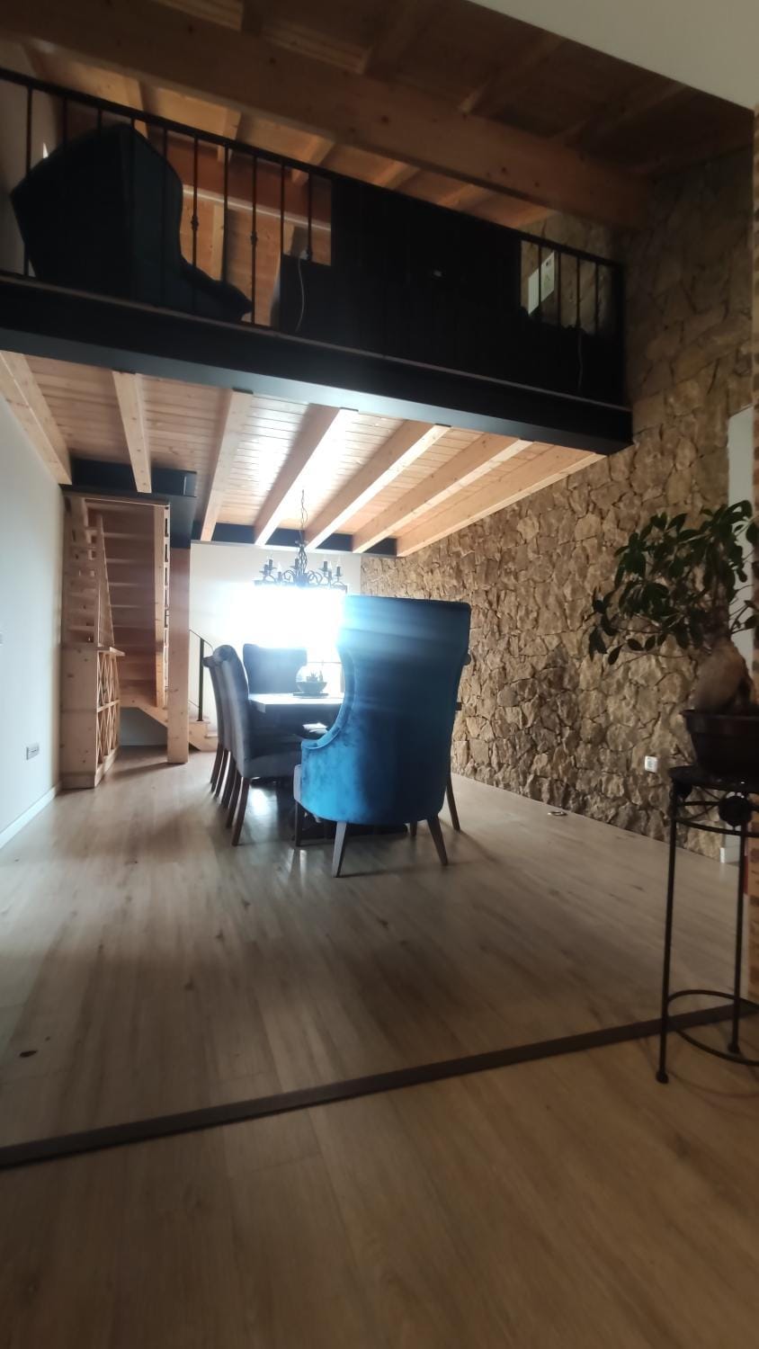 Living room, Dining area