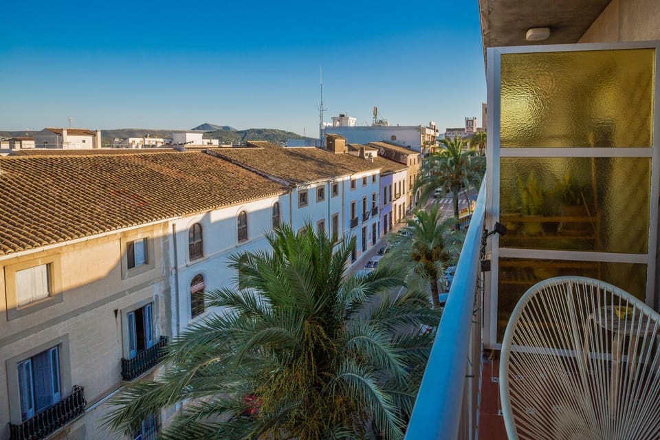Balcony/Terrace, City view