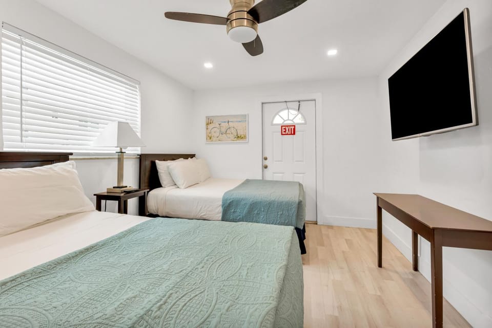 ULTRA joyful apartment perfect for families Apartment in Hollywood Beach