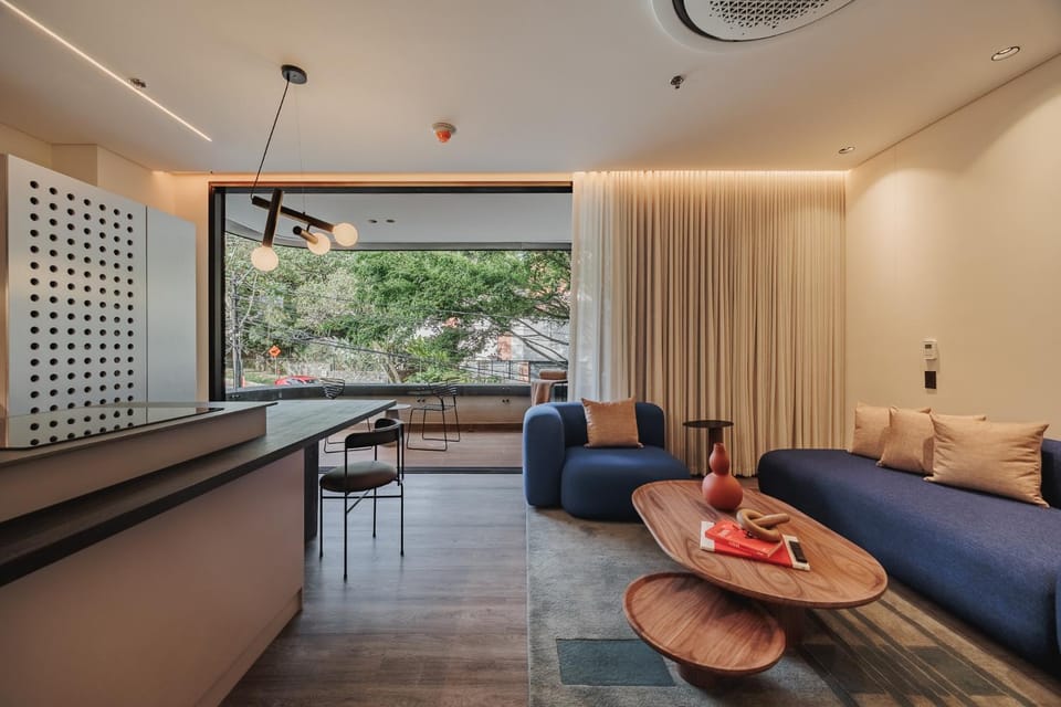 Living room, Dining area