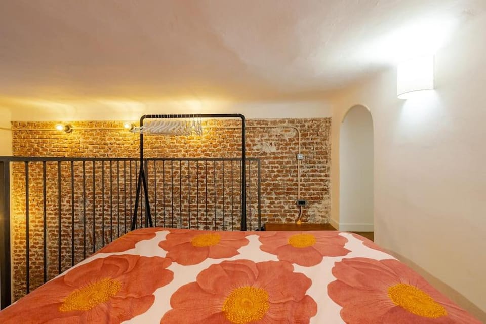 Loft in centro a Milano con accesso privato Apartment in Milan