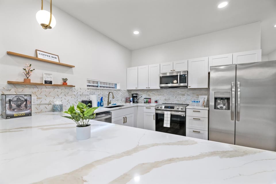 Stunning Modern Home Near White Rock Lake! House in Dallas
