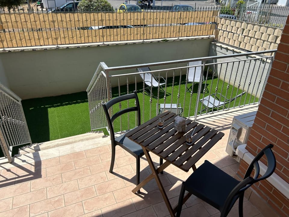 Patio, Day, View (from property/room), Balcony/Terrace, Dining area