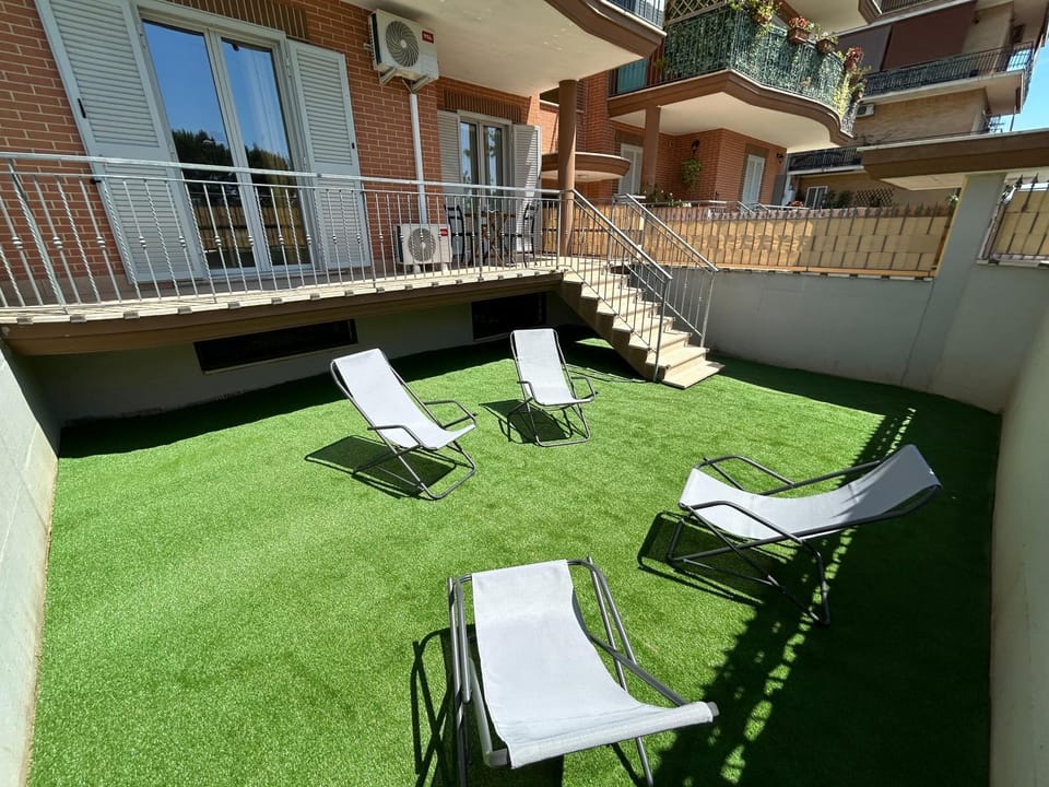 Patio, Day, Garden, View (from property/room), Balcony/Terrace, Garden view, sunbed