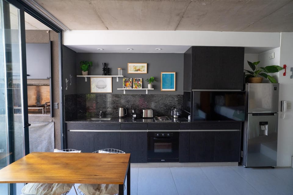 Coffee/tea facilities, Kitchen or kitchenette, oven
