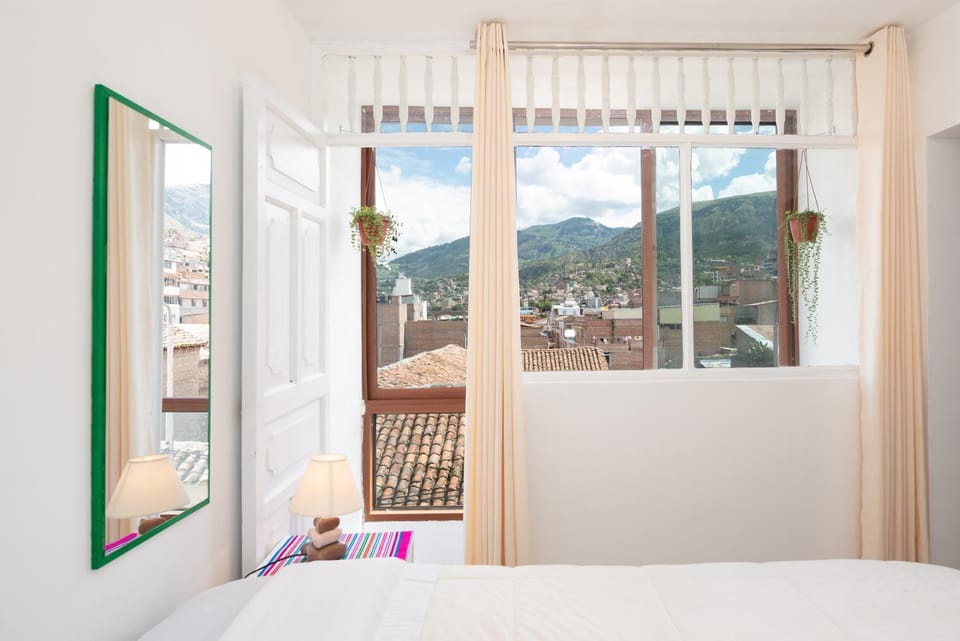 Bed, Natural landscape, Photo of the whole room, Bedroom, Mountain view