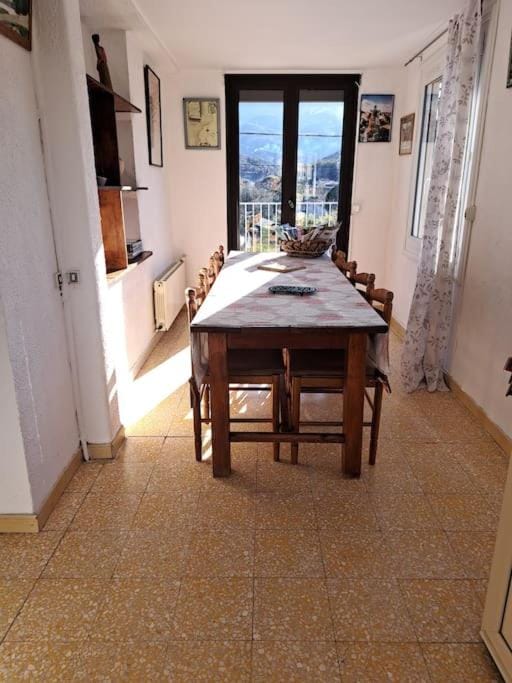 Aux romarins House in Occitanie