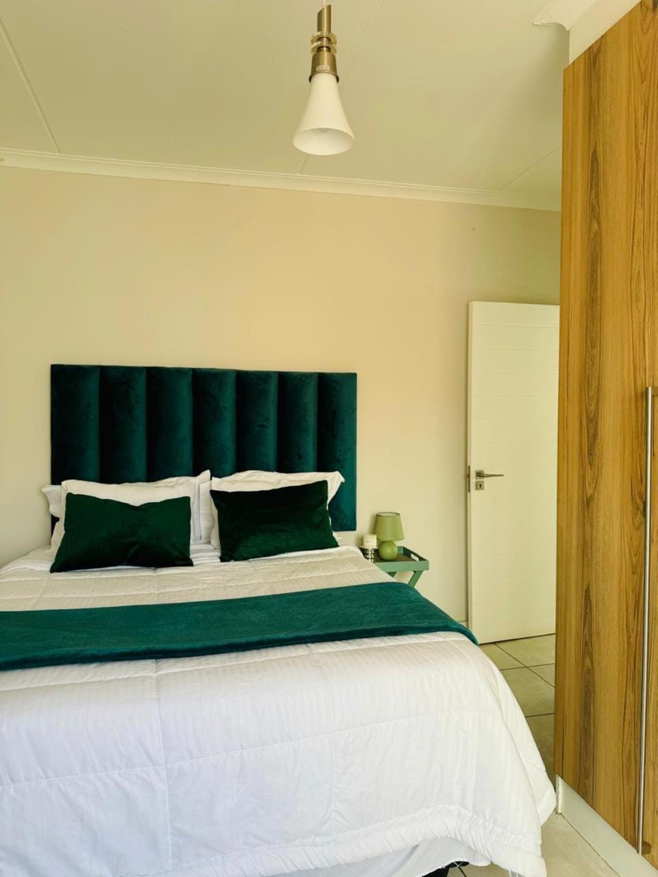 Bed, Bedroom, wardrobe