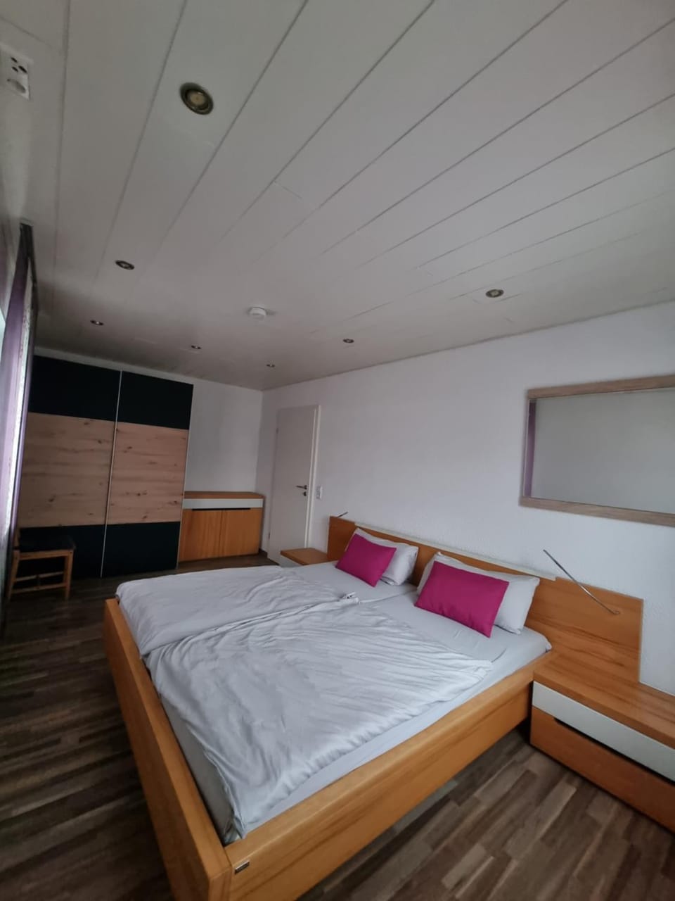 Bed, Photo of the whole room, Bedroom, wardrobe
