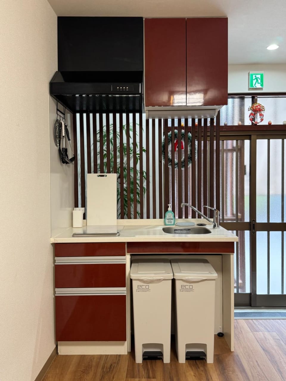 Kitchen or kitchenette, Kitchen or kitchenette, minibar