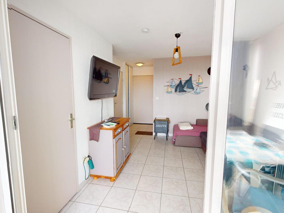 Appartement en bord de mer à Frontignan - FR-1-785-13 Apartment in Occitanie