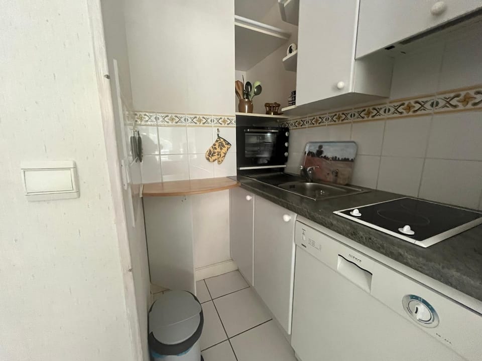 T2 avec Terrasse et Accès Direct Plage à Arcachon - FR-1-374-228 Apartment in Arcachon