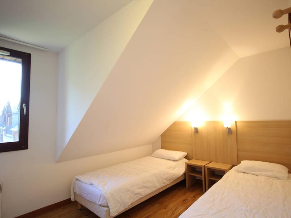 Appartement T3 à Luchon: Balcon, Parking, Proche Thermes & Centre, Bien Équipé Apartment in Occitanie