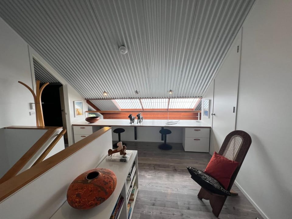 Kurrumbin! by Book Jervis Bay - Vincentia Free Wifi, Free Linen, 300m From the beach House in Vincentia