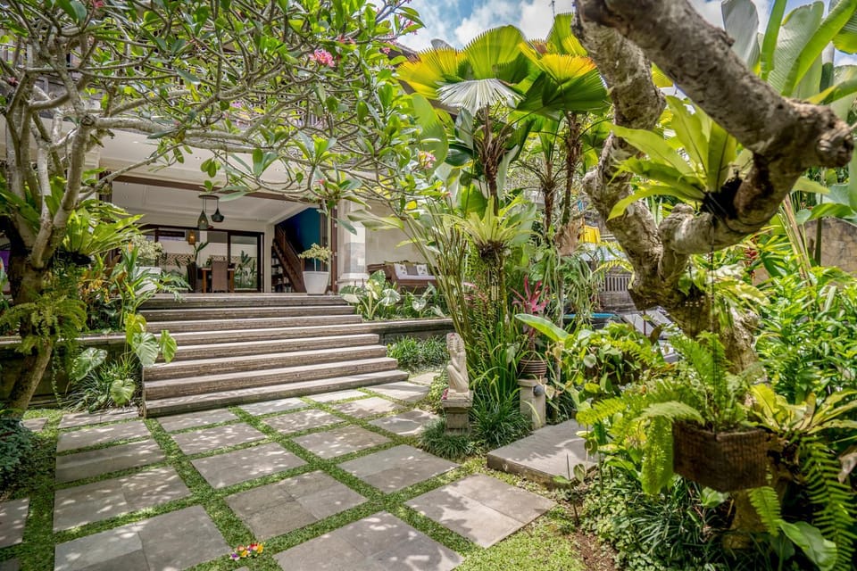 Property building, Garden, Garden, Garden view, Garden view