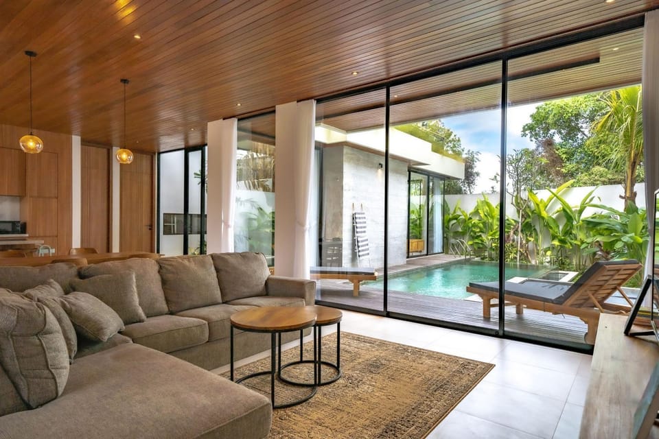Living room, Pool view, Swimming pool