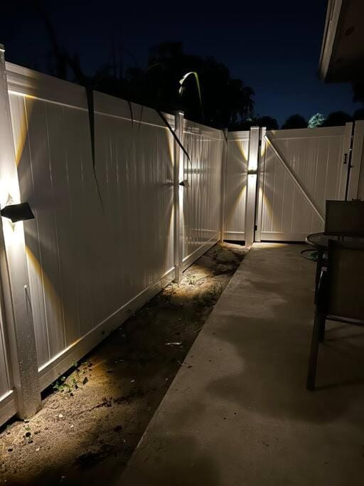 Patio, Night