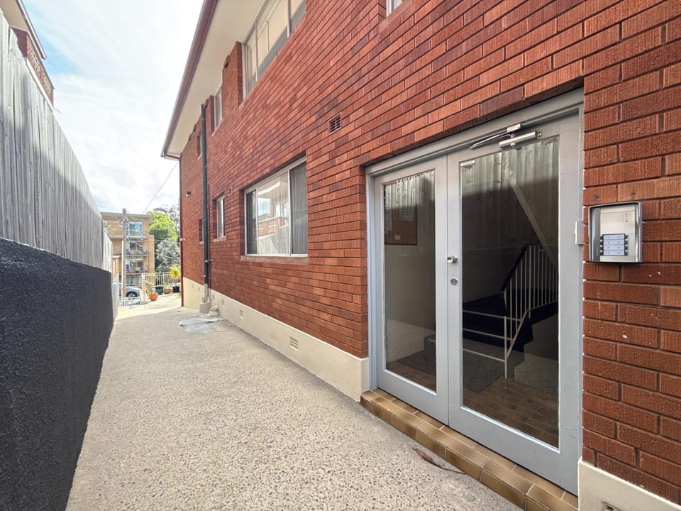 Property building, Day