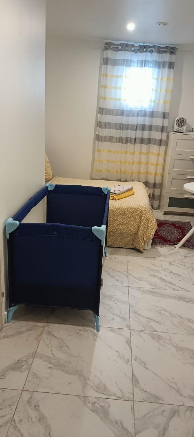 Airport Paris Eiffel Tower Center Roissy CDG House in Île-de-France