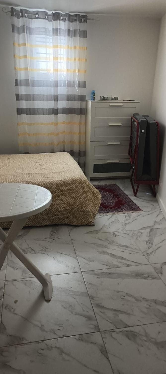 Airport Paris Eiffel Tower Center Roissy CDG House in Île-de-France