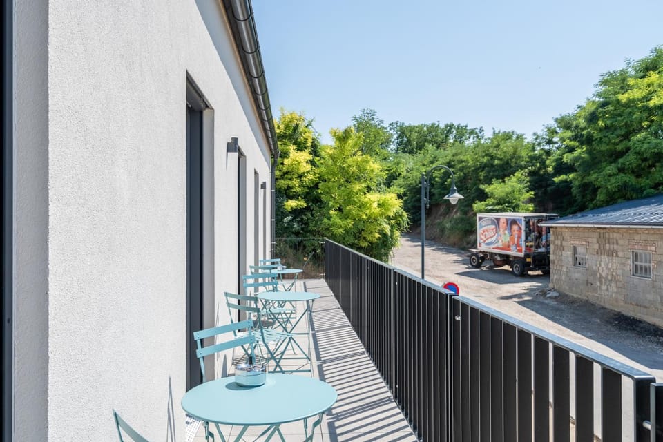 View (from property/room), Balcony/Terrace