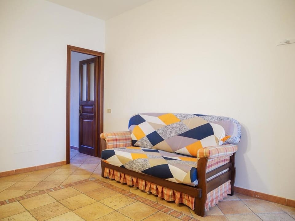 Bed, Living room, Photo of the whole room