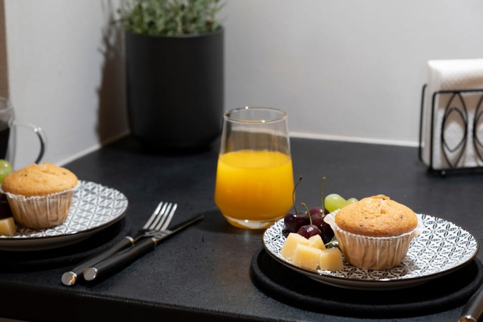 Coffee/tea facilities, Breakfast, Breakfast, Continental breakfast