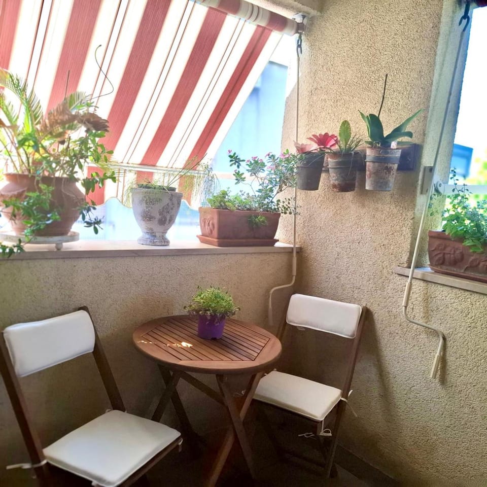 View (from property/room), Balcony/Terrace