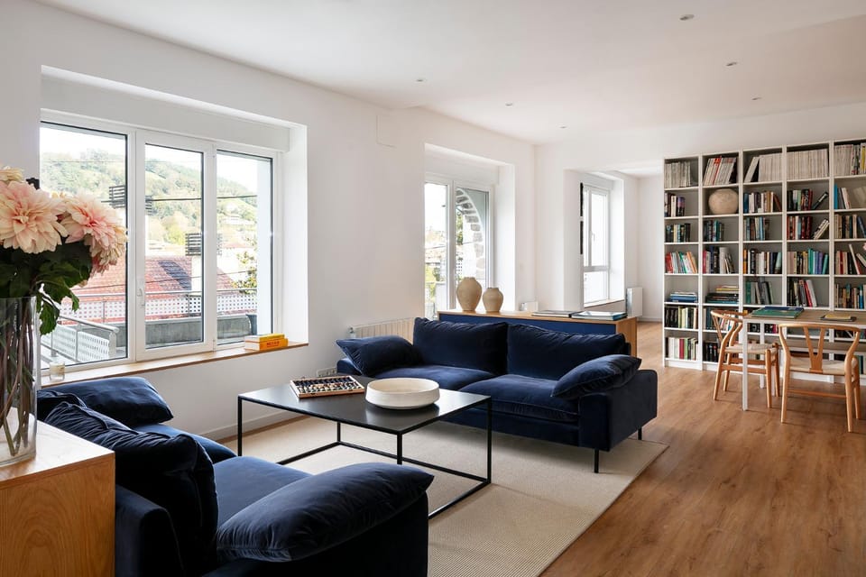 Library, Living room, Seating area