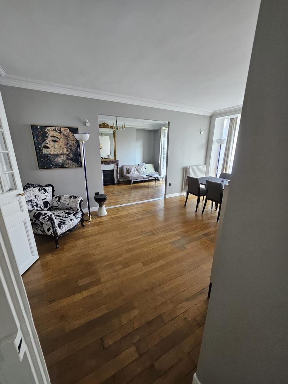 LUXURY APPARTMENT IN 7th DISTRICT WITH TOUR EIFFEL VIEW Apartment in Paris