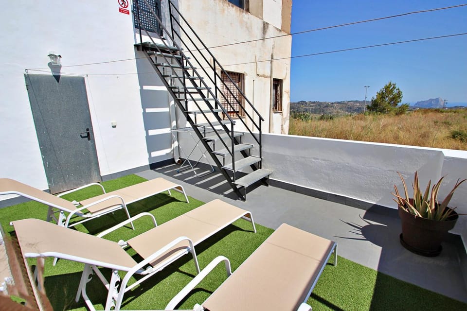 L-Andrago - modern townhouse with pri plunge pool House in Marina Alta