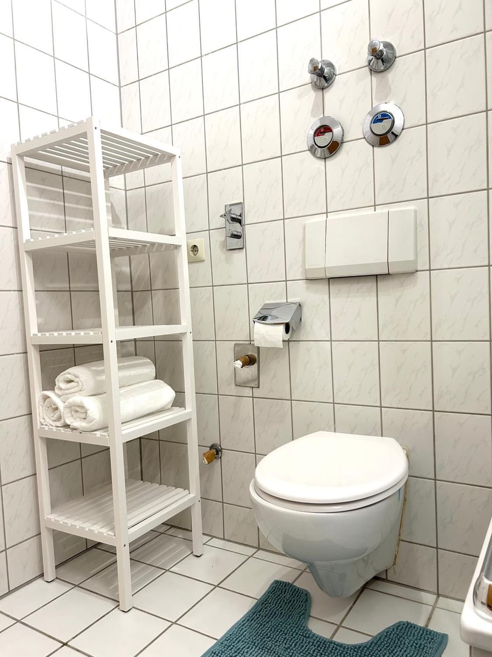 Toilet, Bathroom