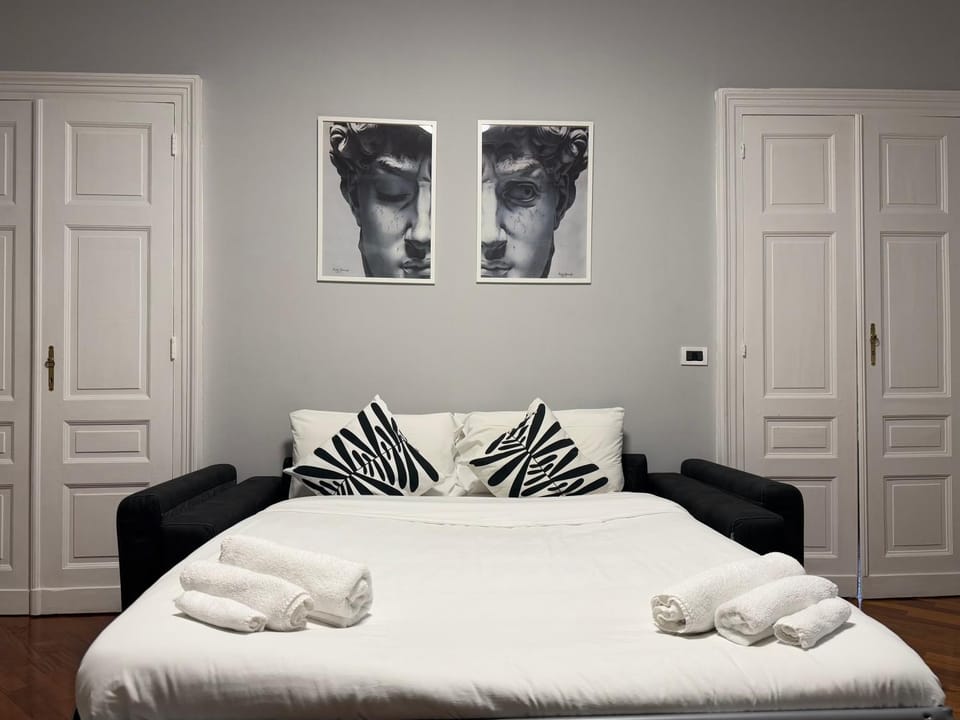 Suite Cernaia Apartment in Turin