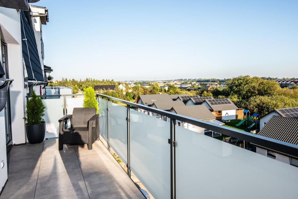 Property building, View (from property/room), Balcony/Terrace