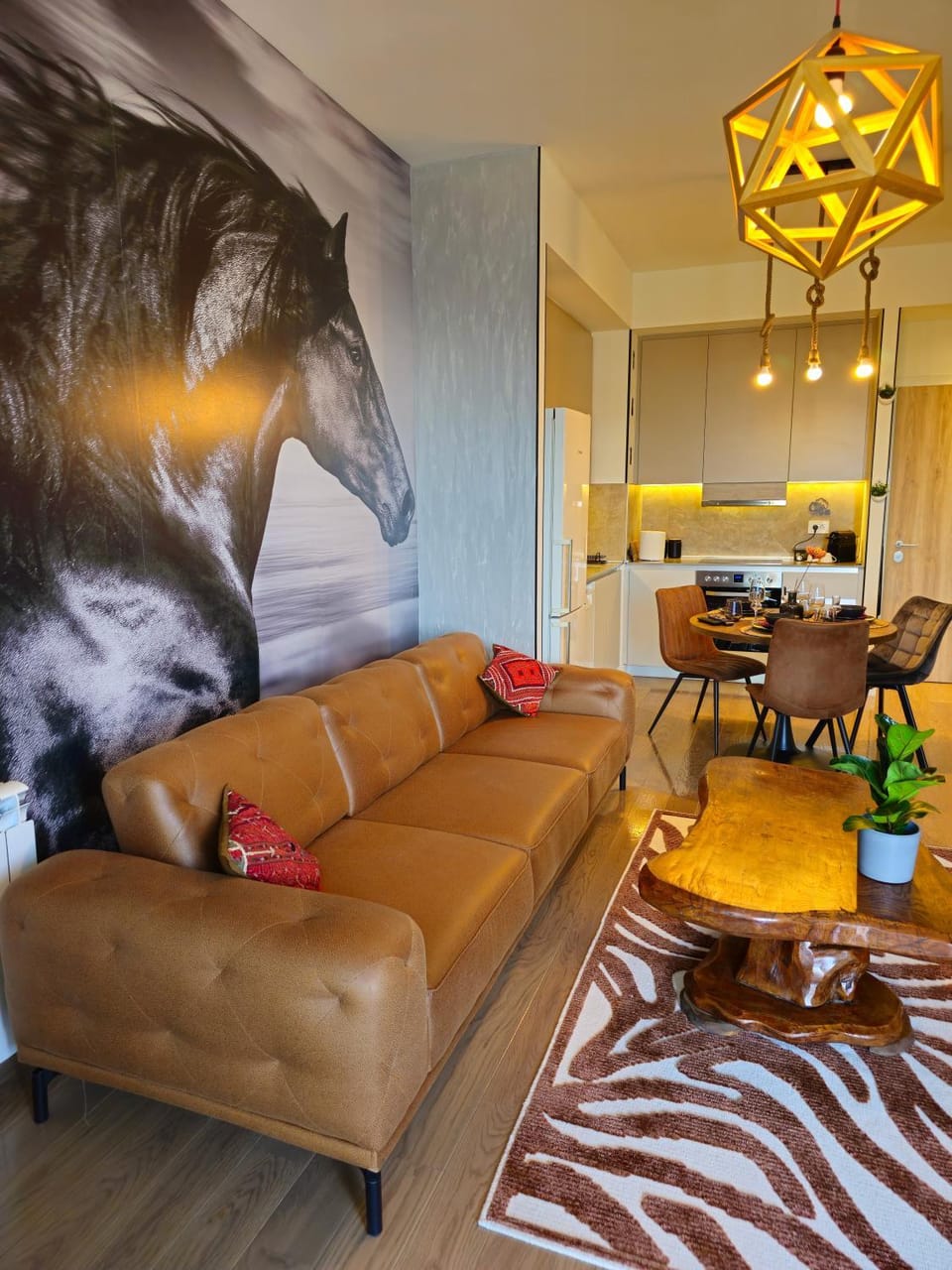 Kitchen or kitchenette, Living room, Seating area, Dining area