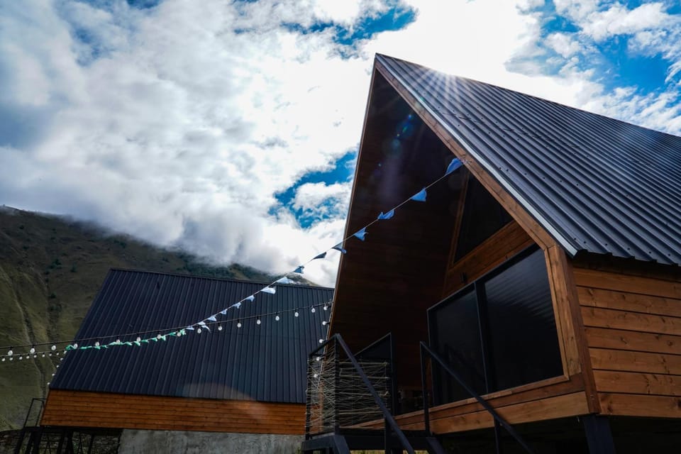 Rest point cottage Kazbegi Villa in Georgia