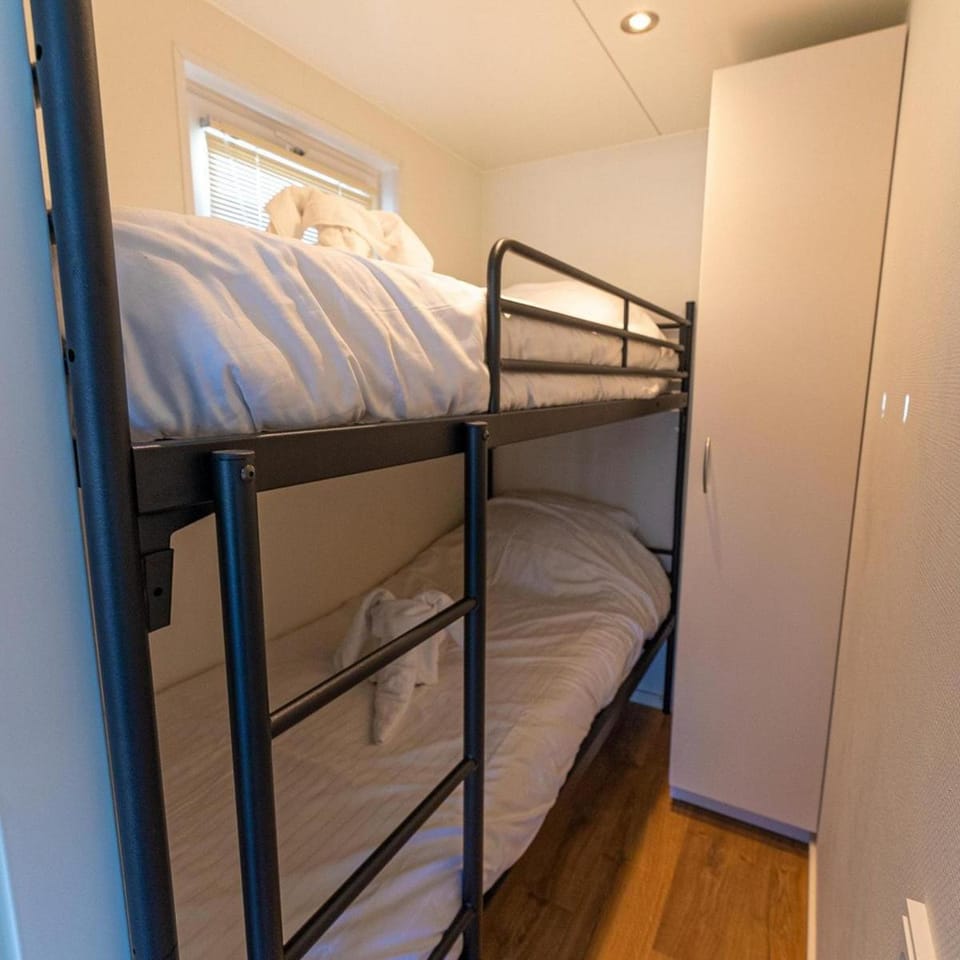 Photo of the whole room, Bedroom, bunk bed, wardrobe