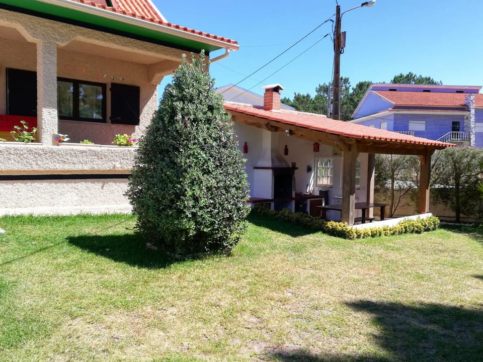 Villa Ana House in Nazaré