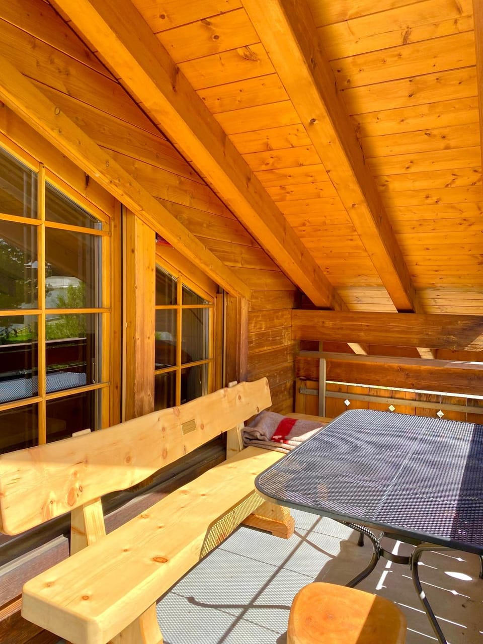 View (from property/room), Balcony/Terrace, Seating area, Dining area