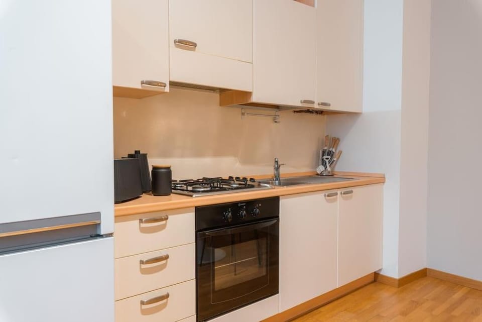 R Limone House Apartment in Como