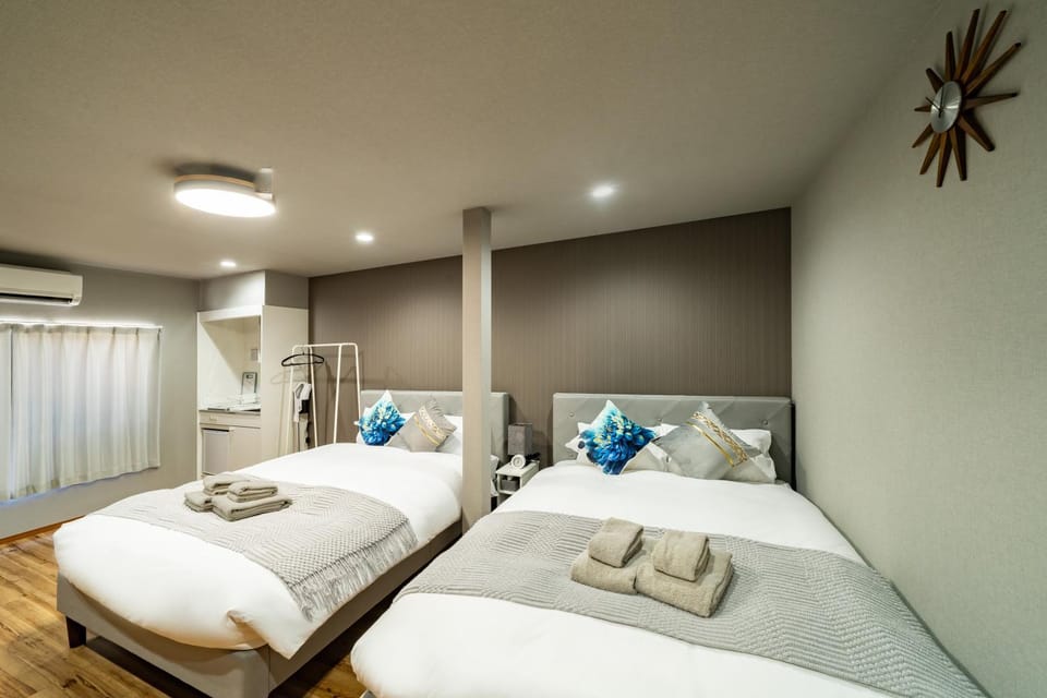 Bed, Bedroom, air conditioner