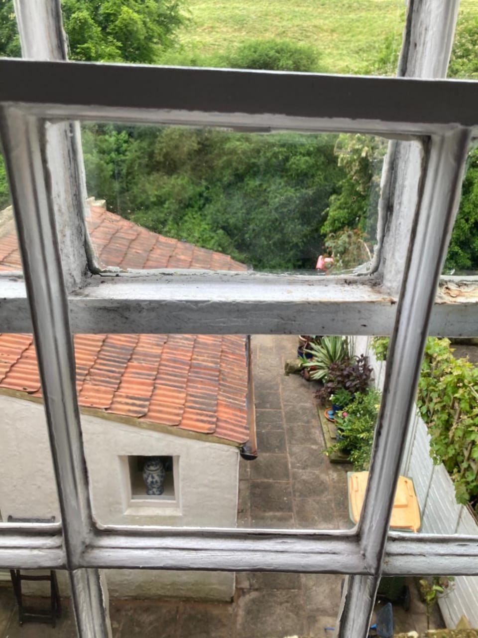 Holmedale Cottage with outdoor terrace in the heart of Robin Hoods Bay House in Robin Hoods Bay
