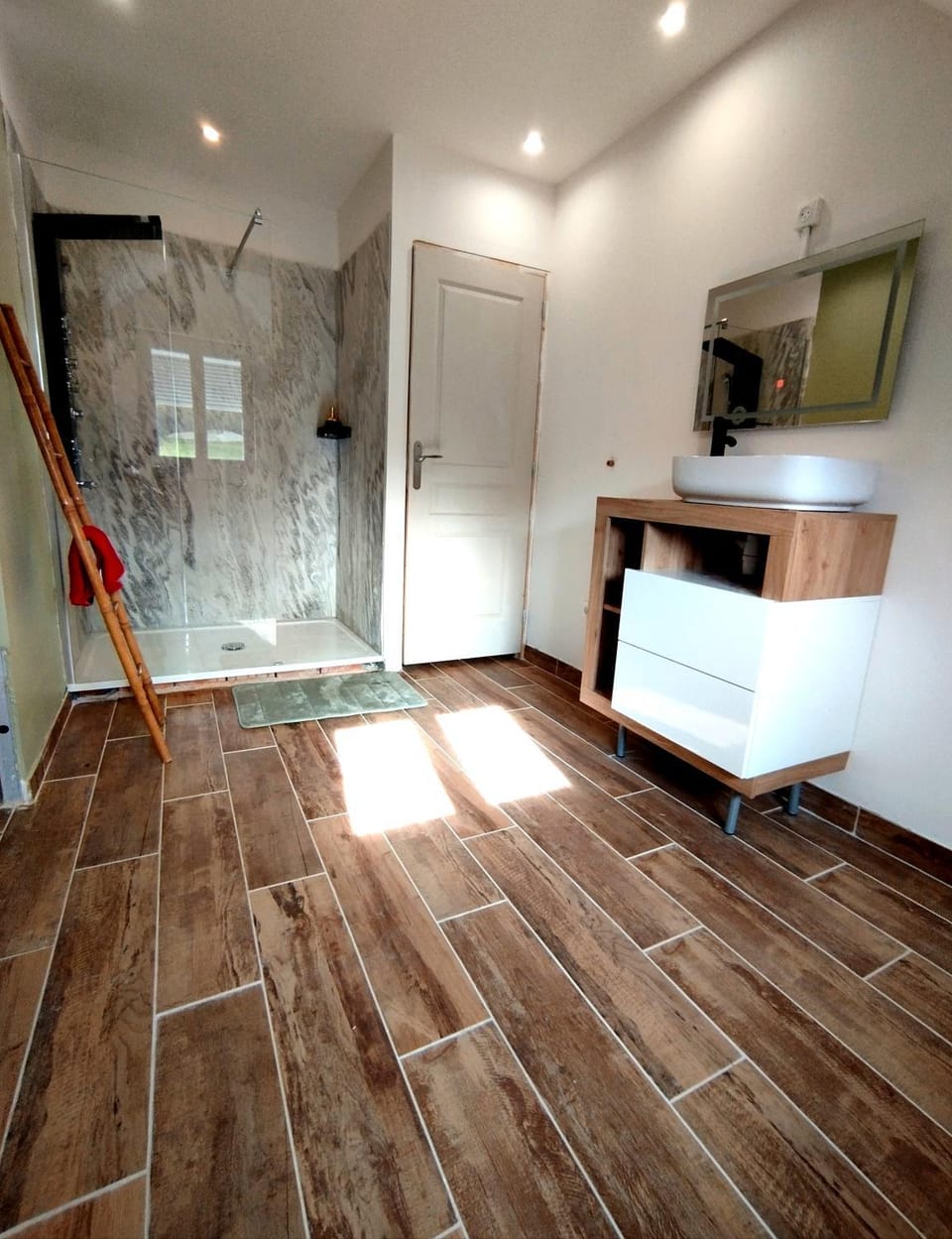 Shower, Bathroom