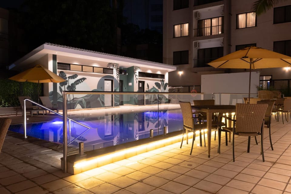 Pool view, Swimming pool